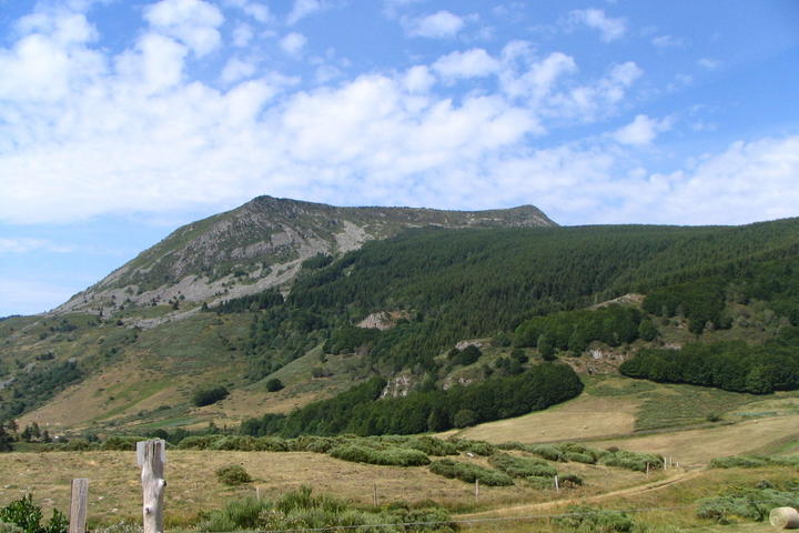 Le mont Mézenc Le mont Mézenc